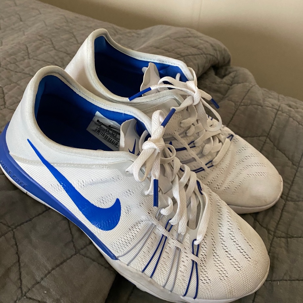 Nike Free TR 6